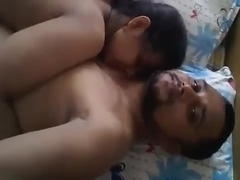 Indian Muslim Couple Honeymoon Sex Scandal MMS
