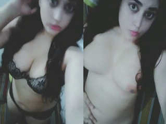 Cute Paki Girl Record Nude Selfie For Bf