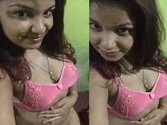 Fantastic Desi with a pretty face and natural boobs looking really XXX and  hot